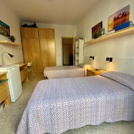 Barcelona Housing Recommend For Students Apartman Kültér fotó
